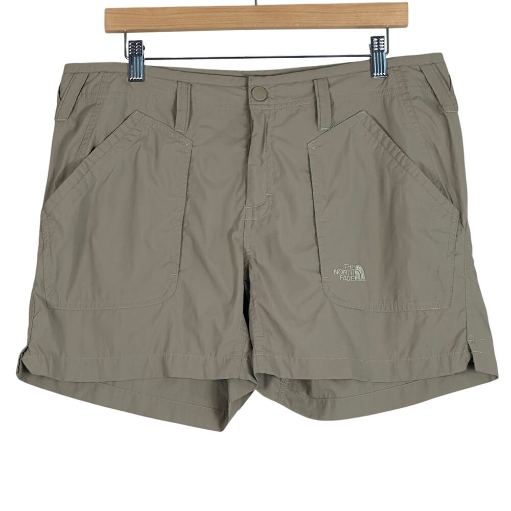 The North Face Shorts Womens 14 Khaki Nylon Outdoor Hiking Gorpcore Athleisure